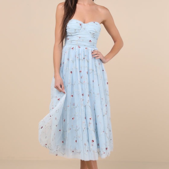 Lulus Kiley Light Blue Embroidered Strapless Midi Dress - Size XL - Picture 1 of 1
